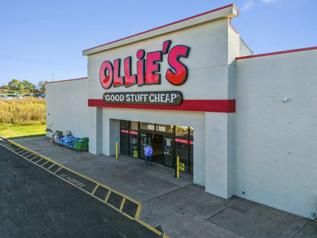 2135 Indiana 54 Linton IN 47441 47